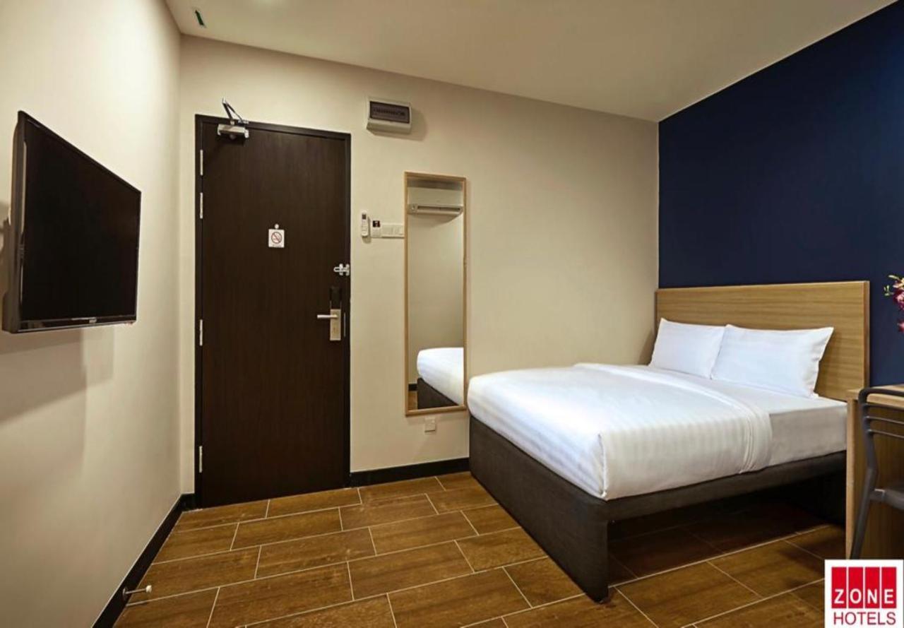 Zone Hotels, Telok Panglima Garang Teluk Panglima Garang Εξωτερικό φωτογραφία