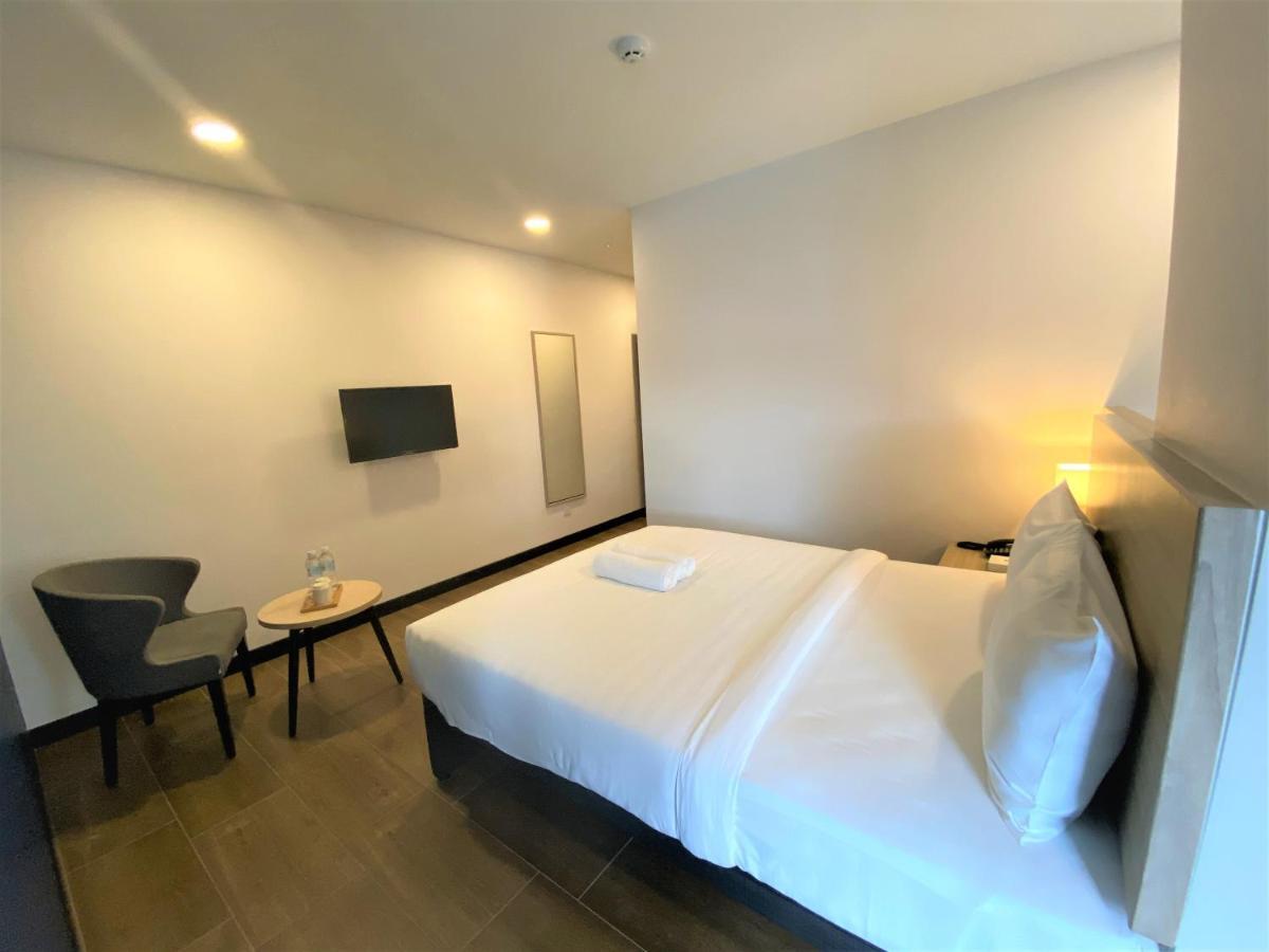 Zone Hotels, Telok Panglima Garang Teluk Panglima Garang Εξωτερικό φωτογραφία